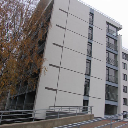 DAUDZDZĪVOKĻU DZĪVOJAMĀ ĒKA Rīga, Dzelzavas iela / Tehn. projekts 2004 / Realizēts 2005